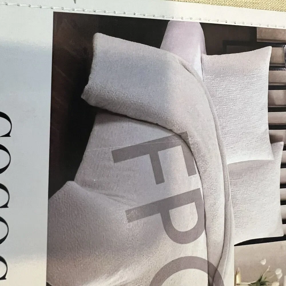 new Cococozy 3-Piece duvet Set size queen 100% linen khaki cover pillow cases
